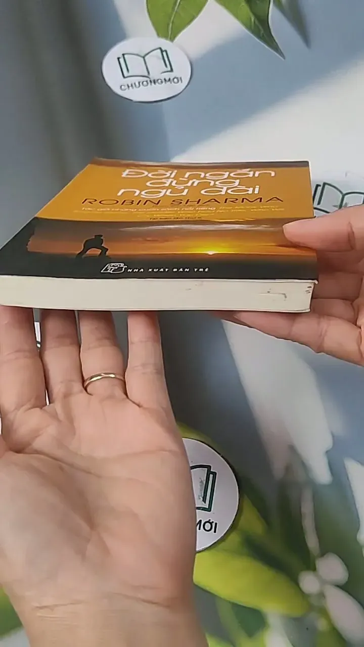 Đời Ngắn Đừng Ngủ Dài 705577