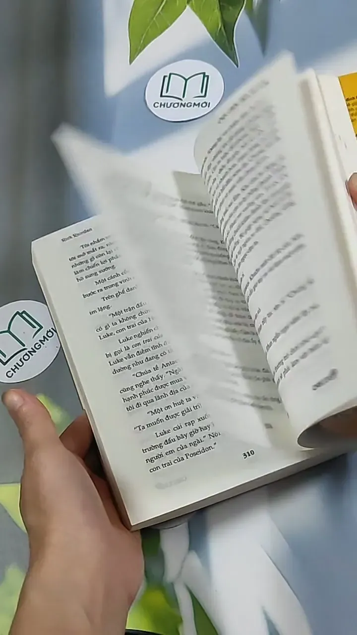 Cuộc chiến chốn Mê Cung - Phần 4 - Series Percy Jackson và các vị thần trên đỉnh Olympus  698610