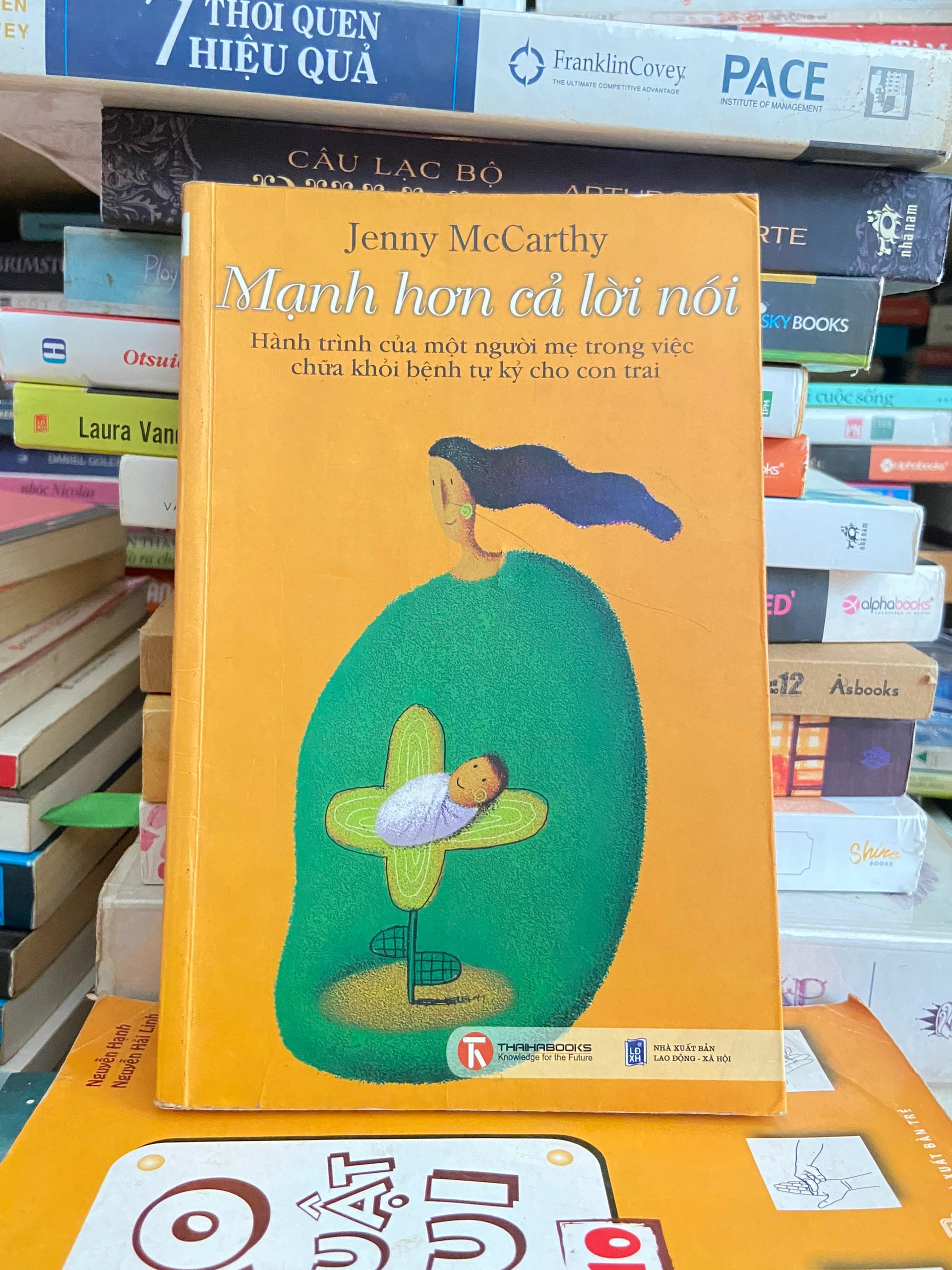 Mạnh hơn cả lời nói: Hành trình chữa bệnh tự kỷ cho con by  - Sách Book Cover - Ngọc Hiển Books