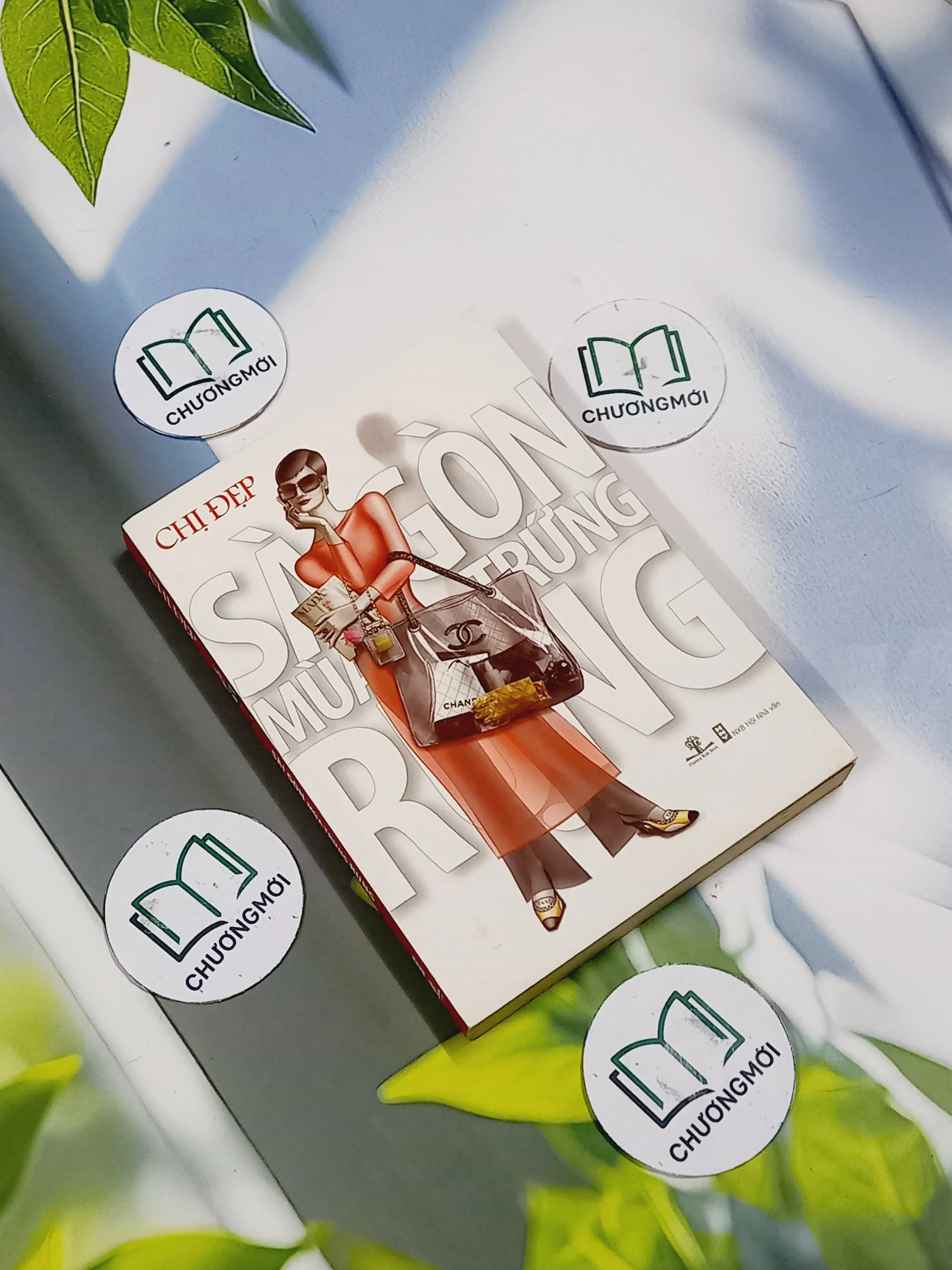 Sài Gòn Mùa Trứng Rụng - Chị Đẹp