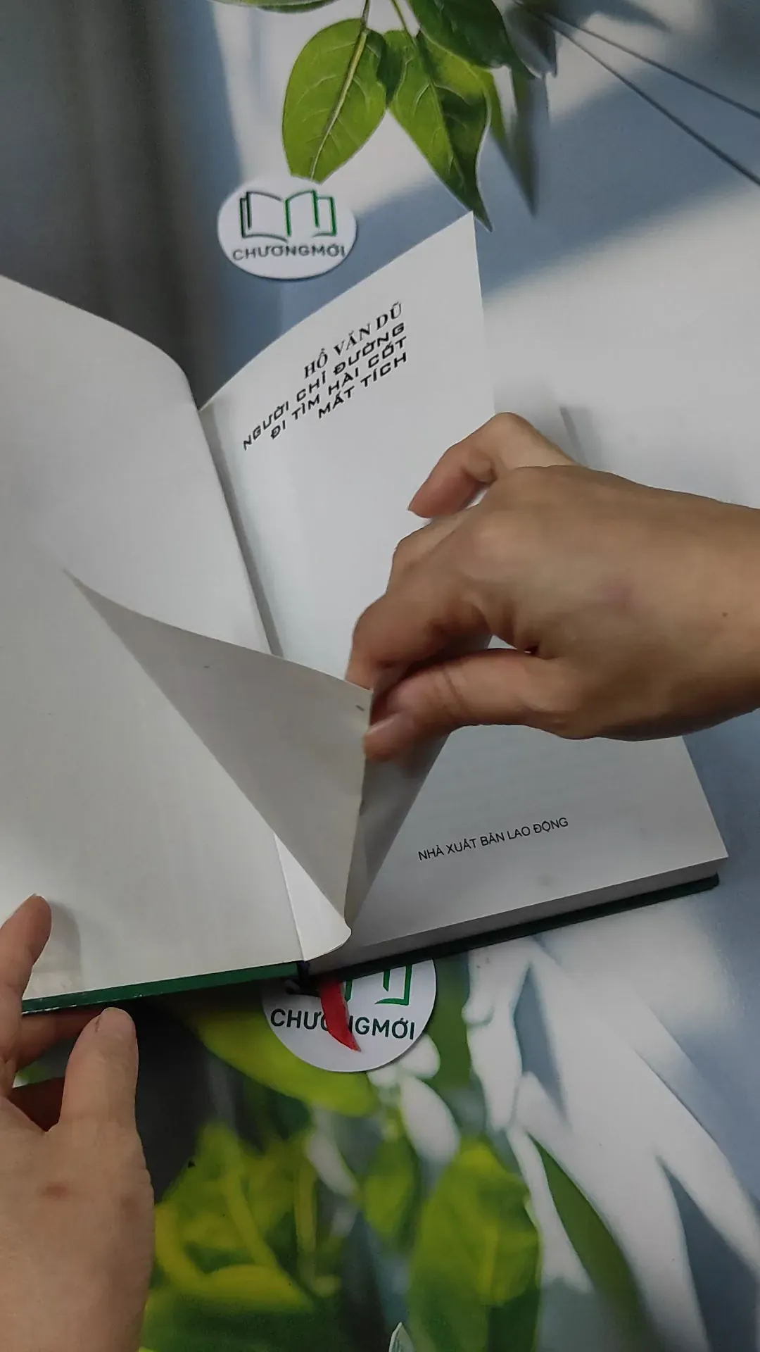 Người Chỉ Đường Đi Tìm Hài Cốt Mất Tích - Hồ Văn Dũ 750280