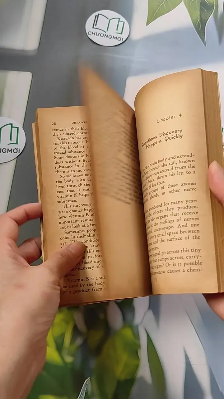 [MIỄN PHÍ BỌC SÁCH] [XƯA] Discoveries in Science: How They Are Made (Ladder Edition) (1965) - William Lotspeich 754450