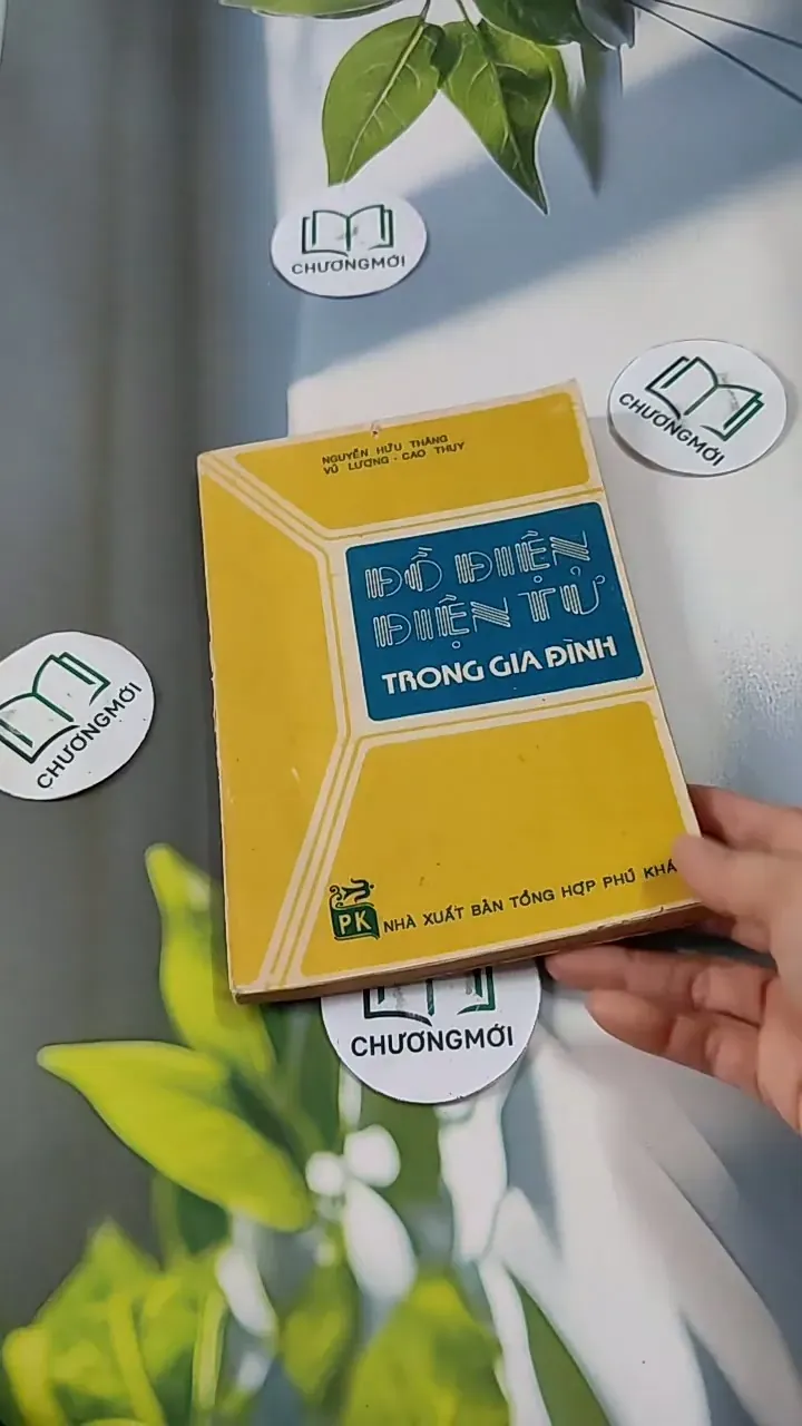 Đồ Điện Tử Trong Gia Đình - Nguyễn Hữu Tháng & Vũ Lương & Cao Thụy 713820