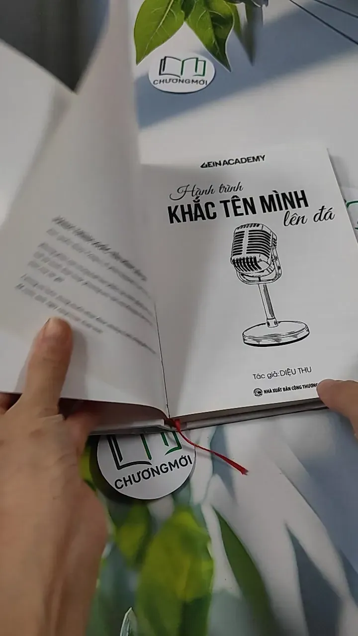 [MIỄN PHÍ BỌC SÁCH] Hành Trình Khắc Tên Mình Lên Đá - Diệu Thu 749593