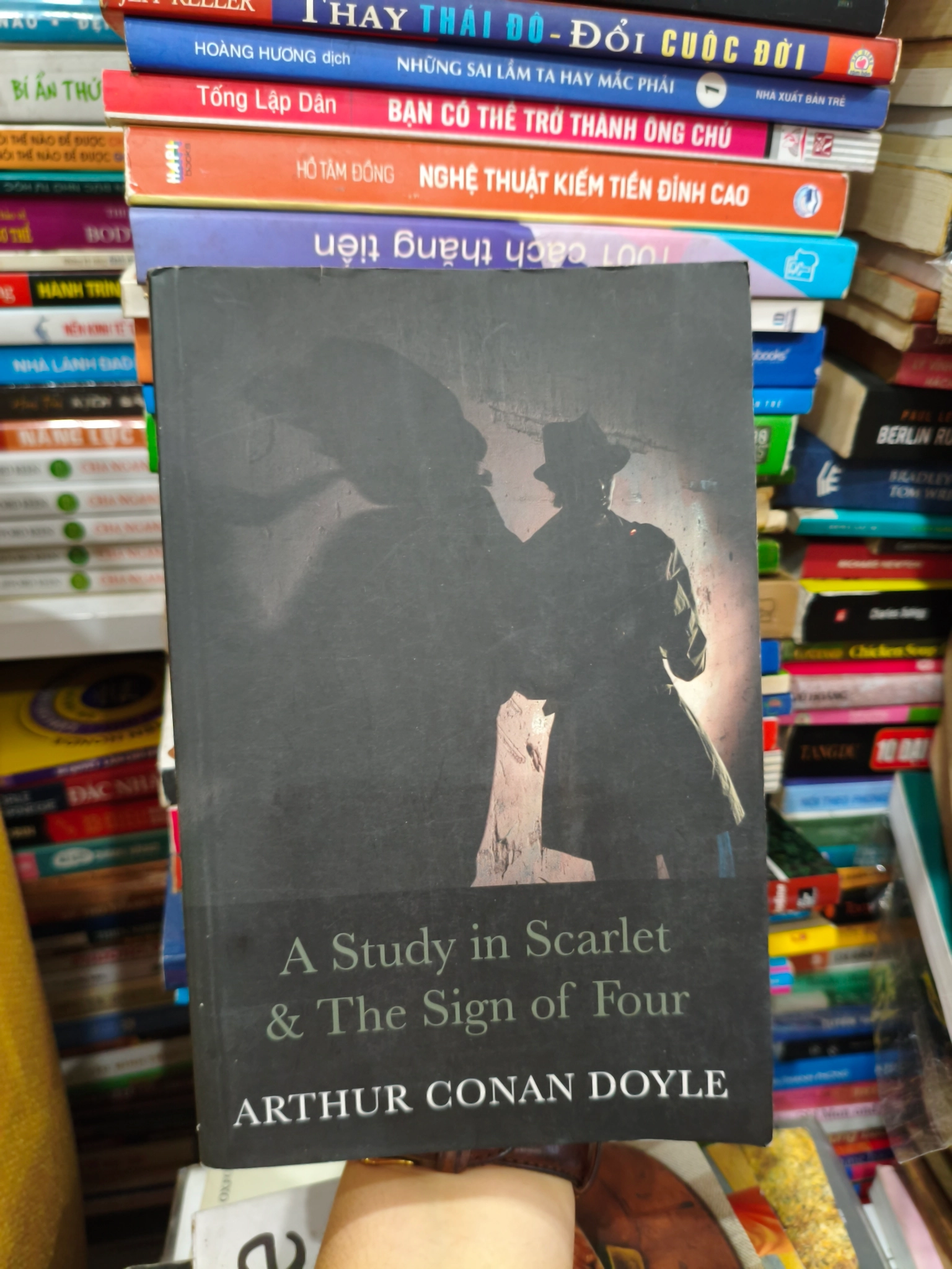 A study in Scarlet & Thể Sign of Four 🌱 by  - Sách Book Cover - Ngọc Hiển Books