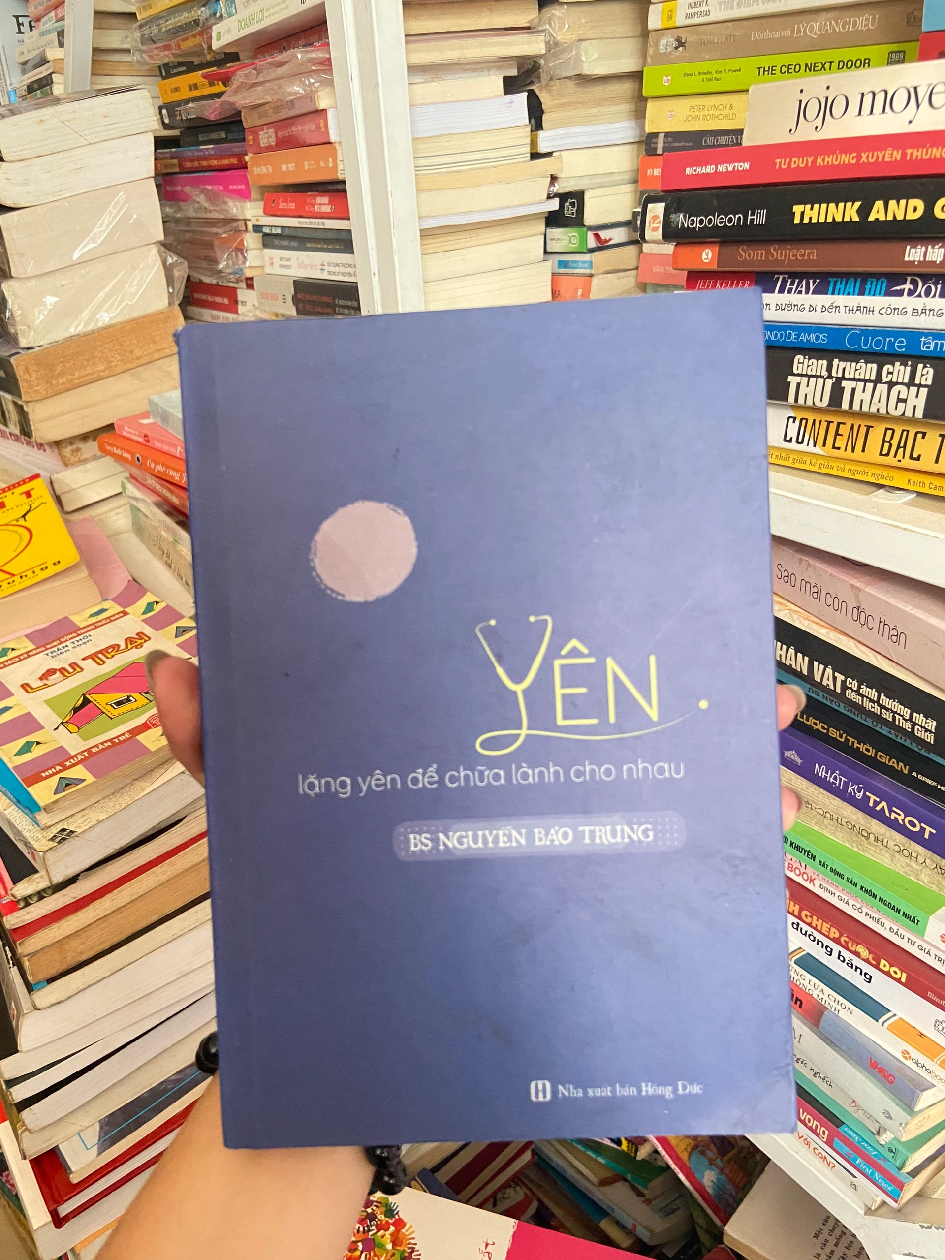 Yên - Lặng Yên Để Chữa Lành Cho Nhau by  - Sách Book Cover - Ngọc Hiển Books