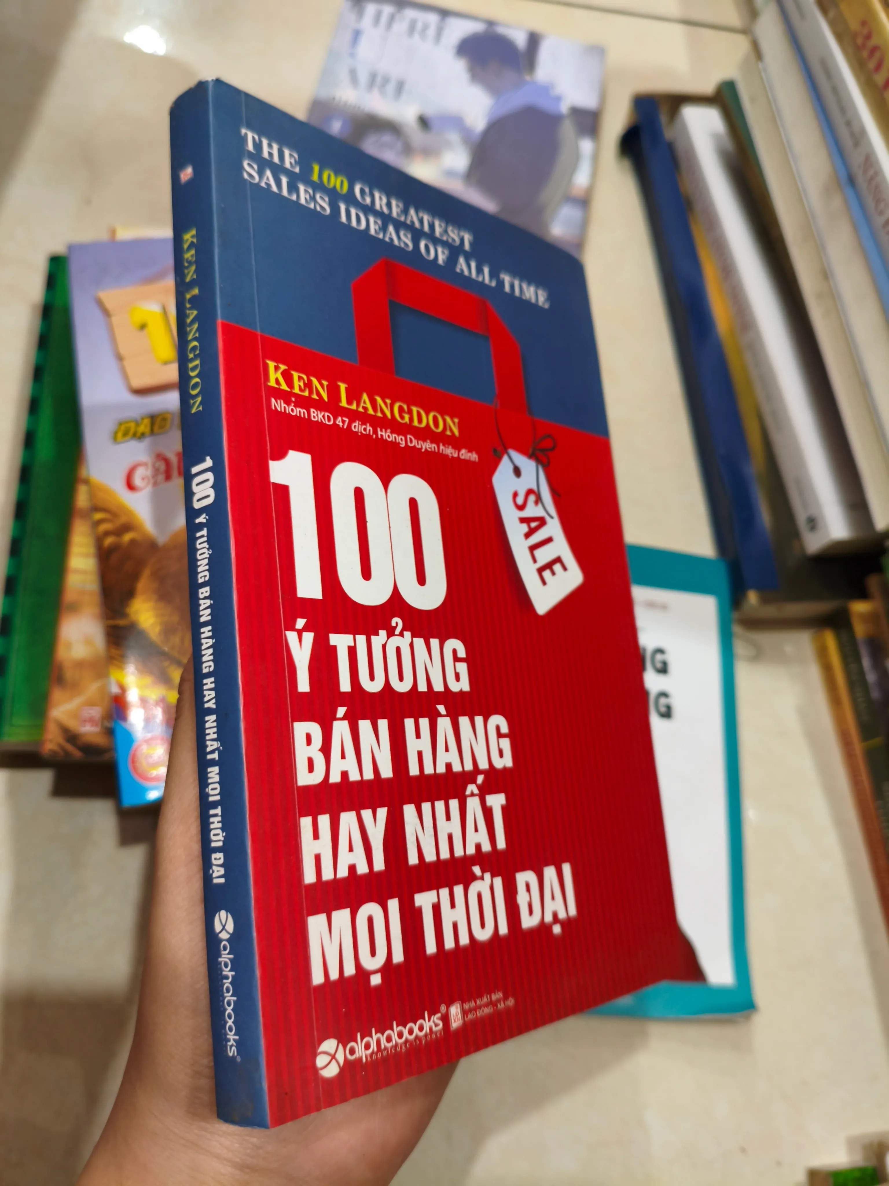 100 ý tưởng bán hàng hay nhất mọi thời đại 🌱 by  - Sách Book Cover - Ngọc Hiển Books