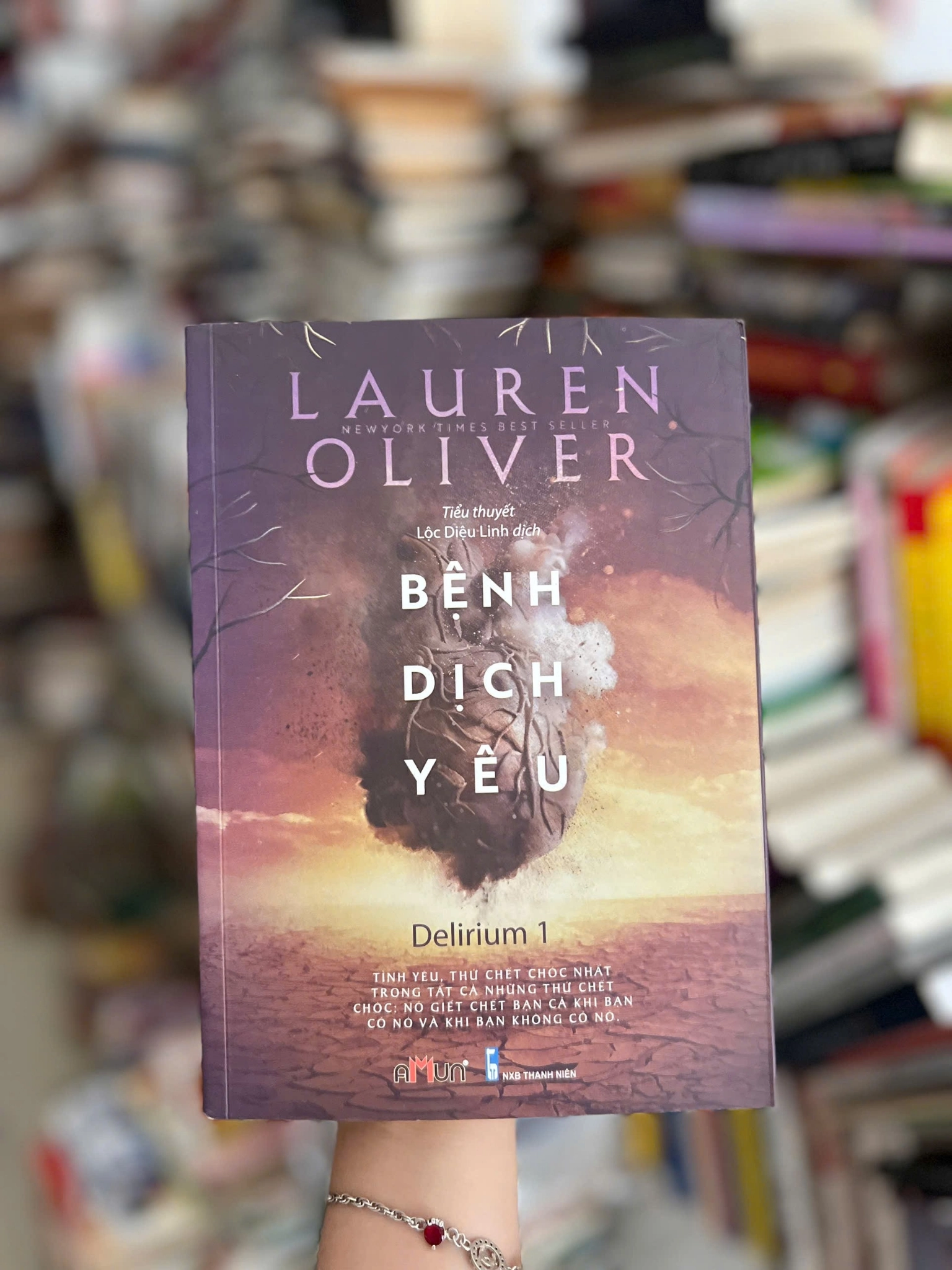 Dịch bệnh yêu by  - Sách Book Cover - Ngọc Hiển Books