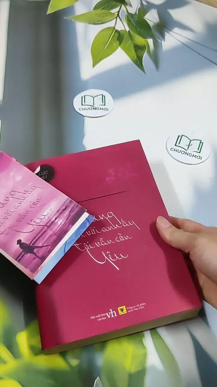 Đừng Nói Với Anh Ấy Tôi Vẫn Còn Yêu - Lục Xu 705707