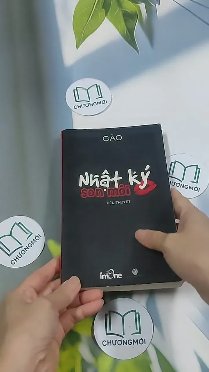 Nhật ký son môi - Gào 694988