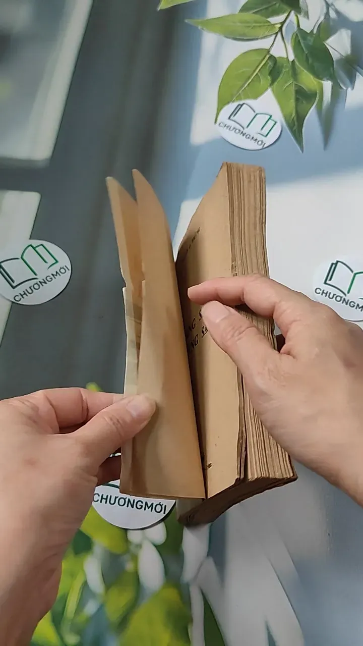 [MIỄN PHÍ BỌC SÁCH] [XƯA] Hoàng Sa - Trường Sa (1988) (Hoàng Sa - Trường Sa) 776068