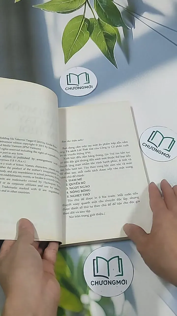 Anh chỉ muốn nắm tay em thôi - Emily Rose 694967