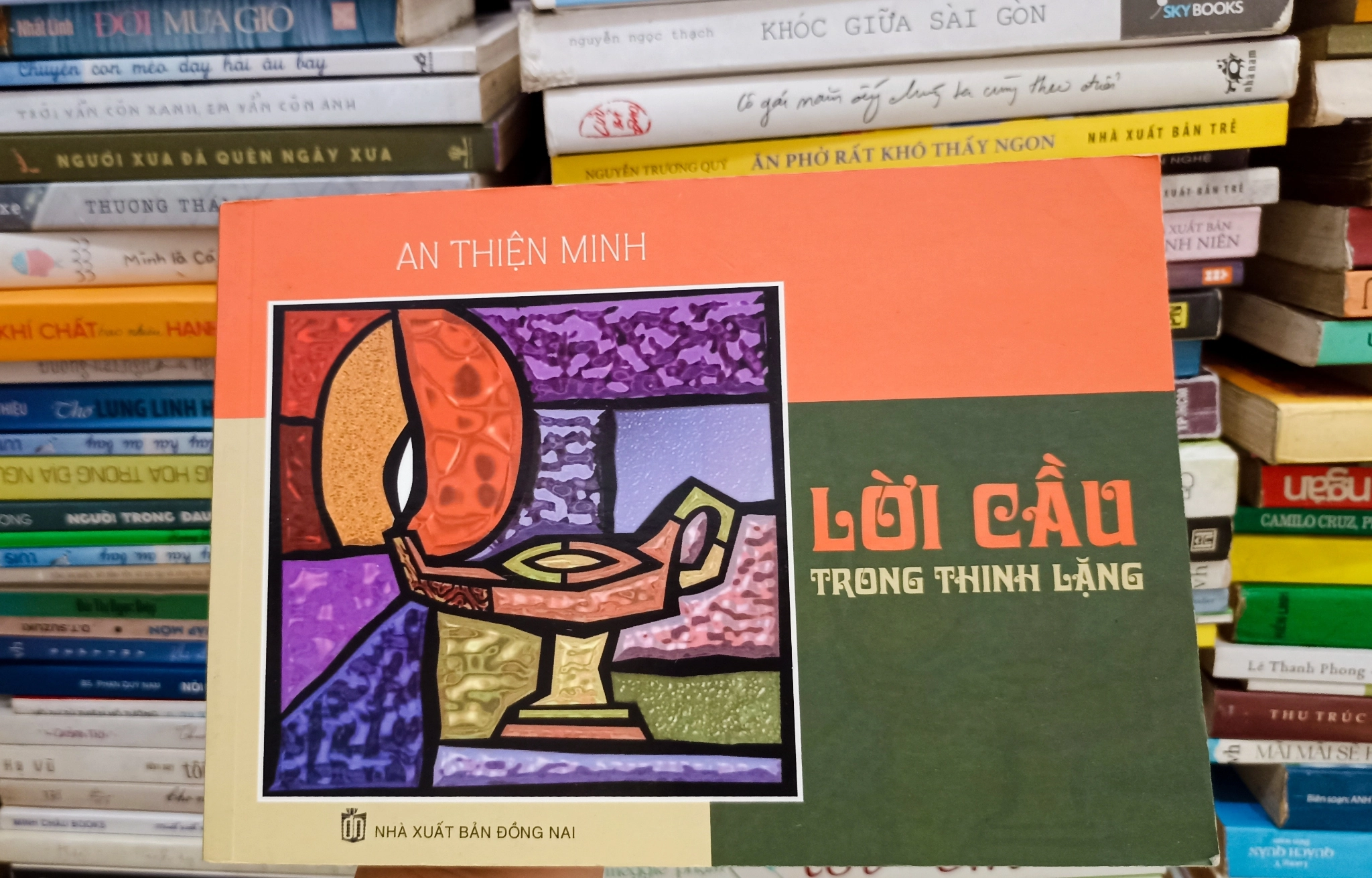 Lời cầu trong thinh lặng 🌻 by An Thiện Minh - Sách Book Cover - Ngọc Hiển Books