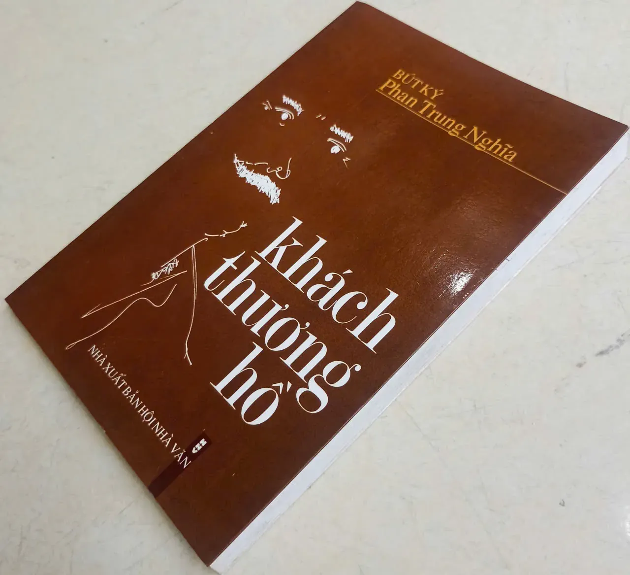 Khách thương hồ 🌻 by  - Sách Book Cover - Ngọc Hiển Books