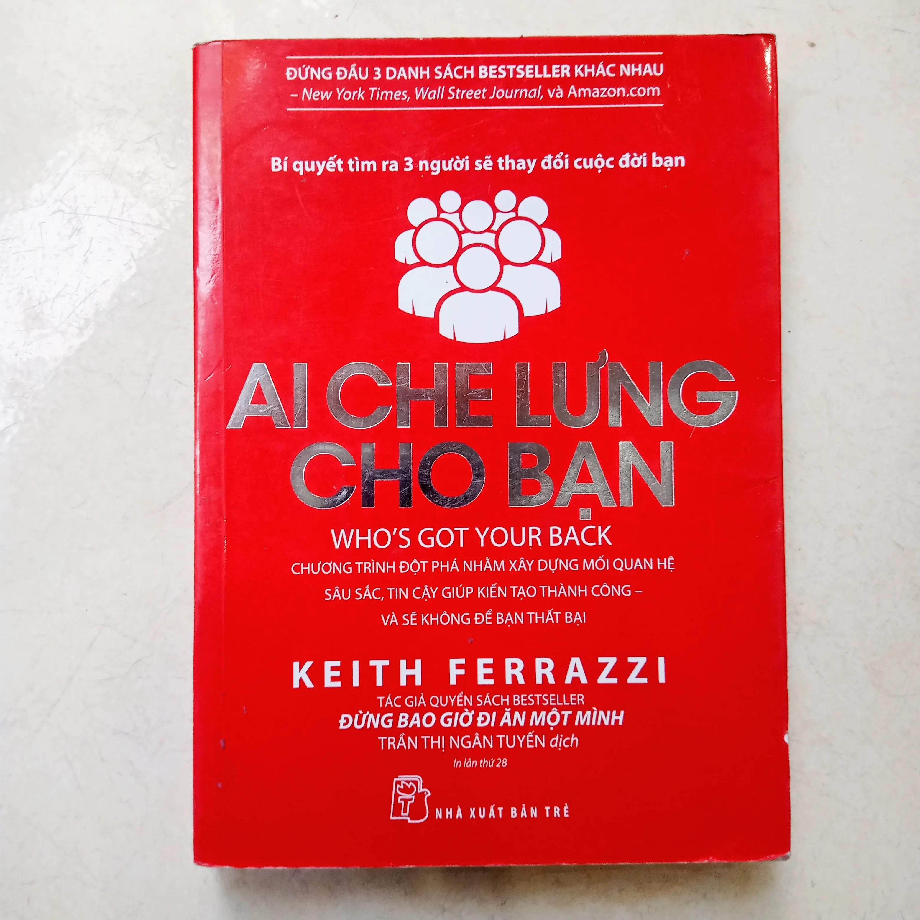 Ai che lưng cho bạn 📚 by  - Sách Book Cover - Ngọc Hiển Books