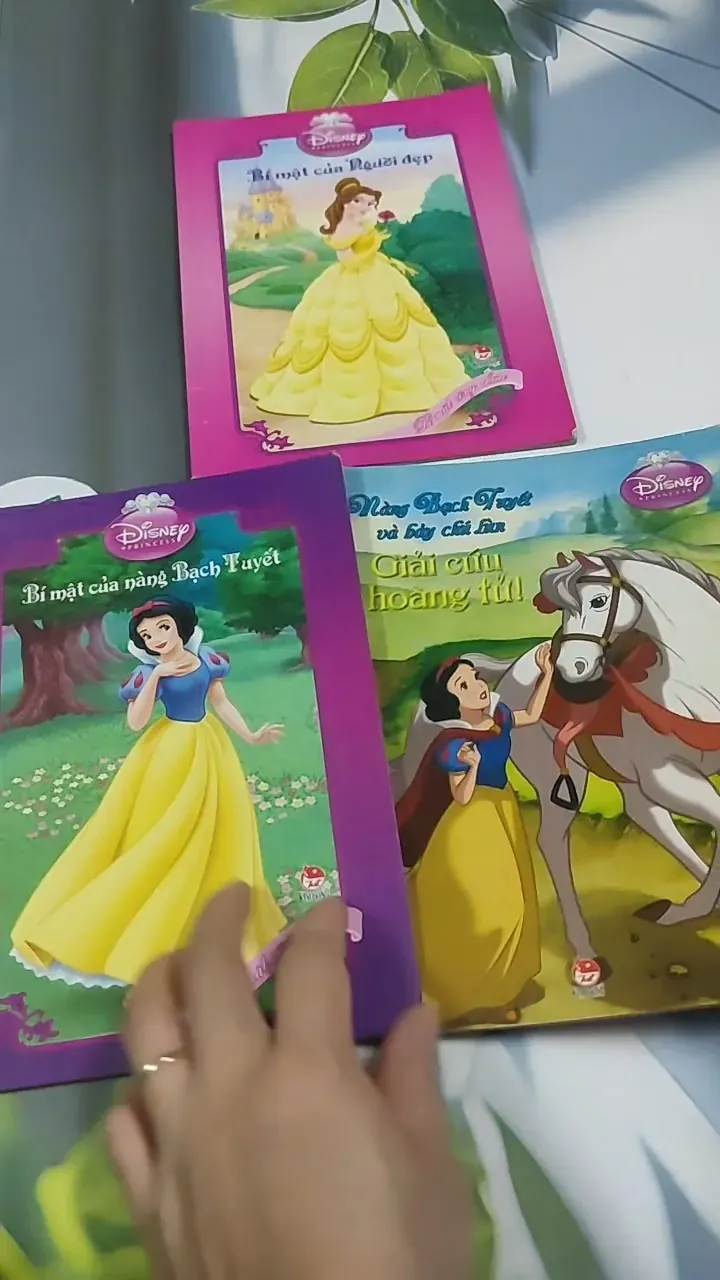 Combo Truyện Màu Cổ Tích Walt Disney: Bạch Tuyết Và Bảy Chú Lùn, Bí Mật Của Người Đẹp 715657