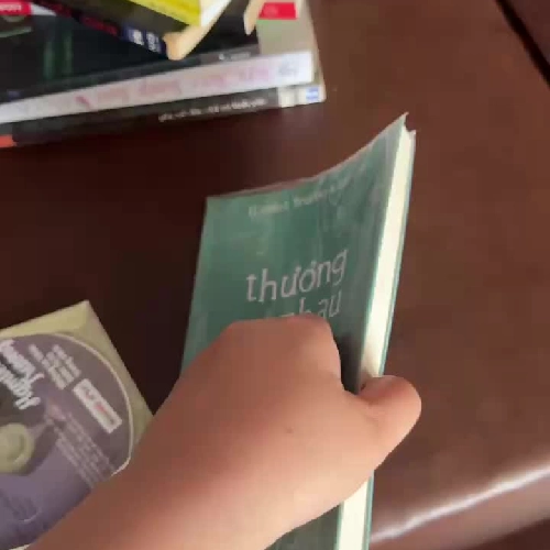 Thương Nhau Để Đó – Hamlet Trương & Iris Cao | Sách Tản Văn Tình Yêu Kèm CD - K3 1010842