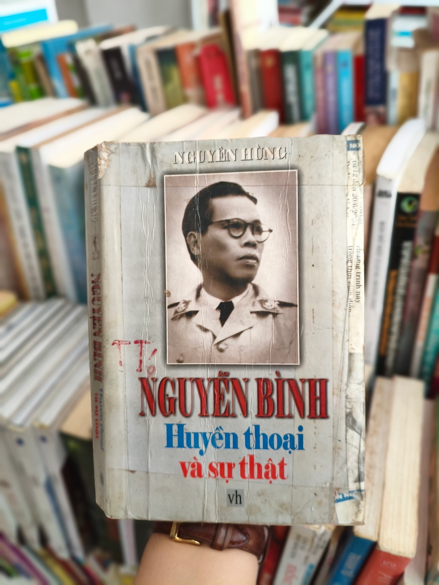 Nguyễn Bình huyền thoại và sự thật 🌱 by  - Sách Book Cover - Ngọc Hiển Books