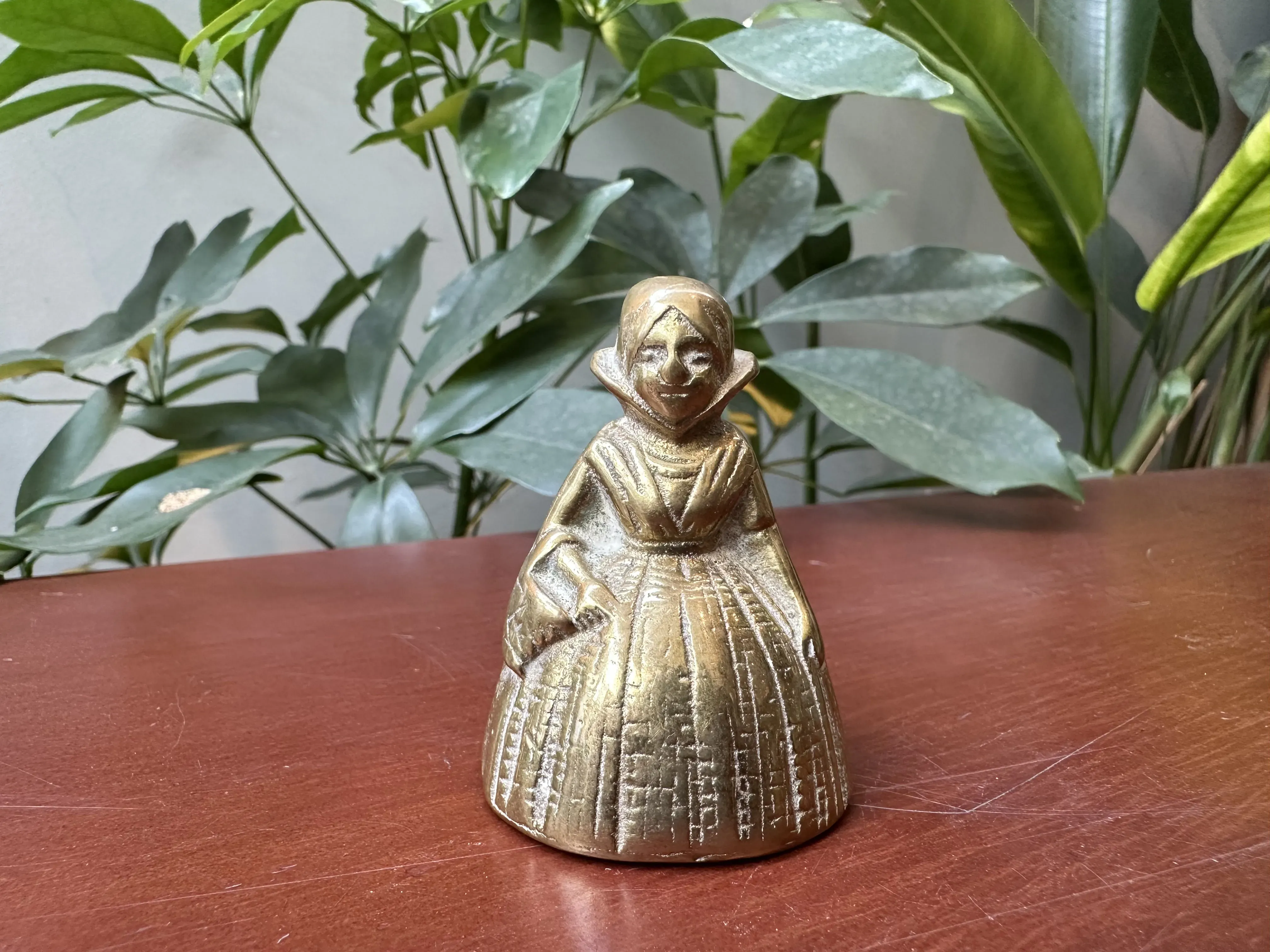 Chuông bà đầm 1001737