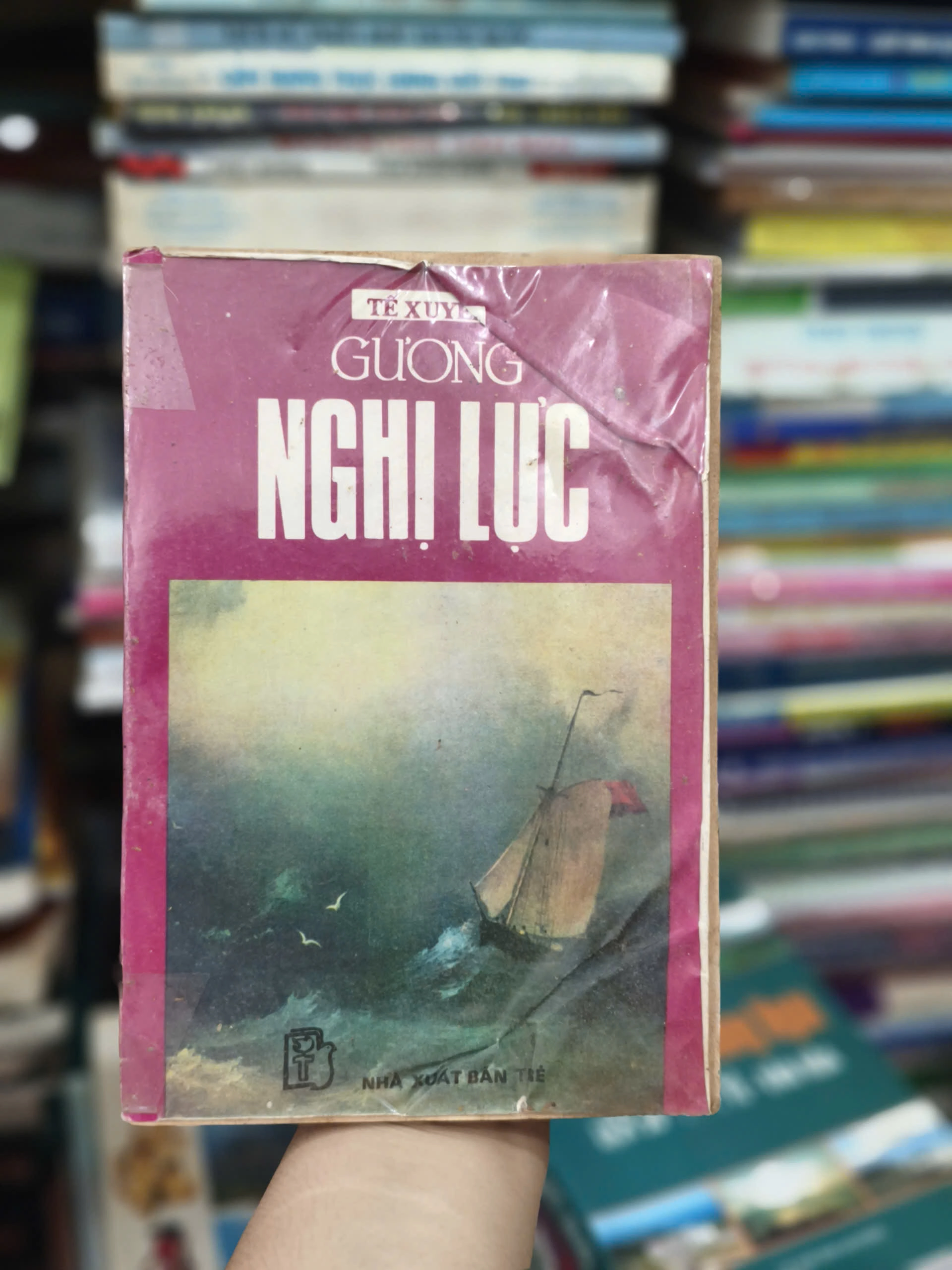Gương Nghị lực — Tế Xuyên by Tế Xuyên - Sách Book Cover - Ngọc Hiển Books