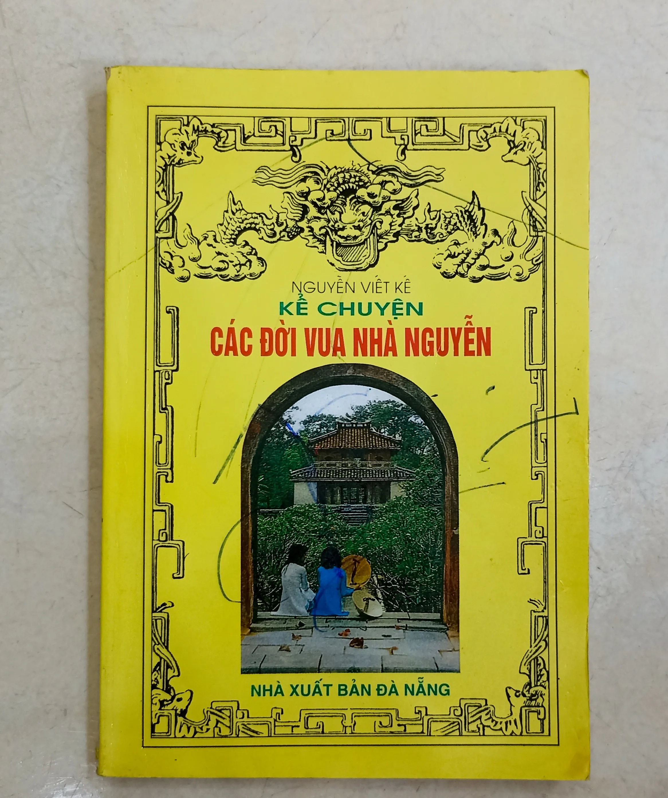 Kể chuyện các đời vua Nhà Nguyễn 🌻 by  - Sách Book Cover - Ngọc Hiển Books