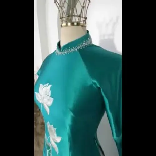 Áo dài mẹ sui, chất vải lụa ruby thêu hoa sen  700526