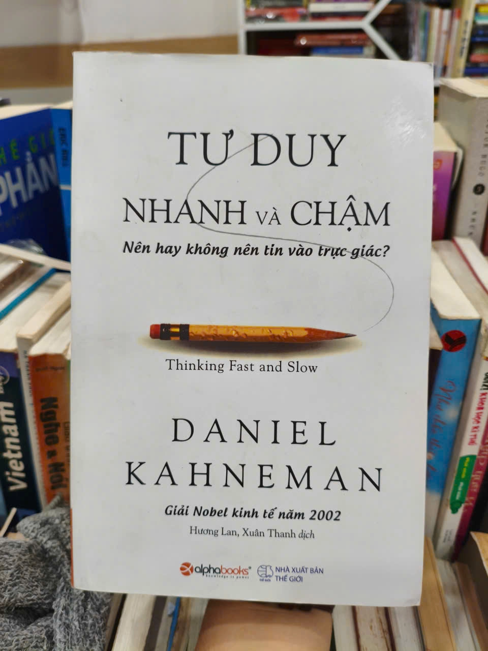 Tư Duy Nhanh Và Chậm - Thinking fast and slow by  - Sách Book Cover - Ngọc Hiển Books