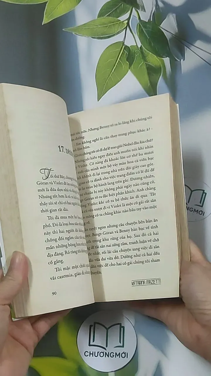 Cô nàng mộ bên - Katarina Mazetti 688632