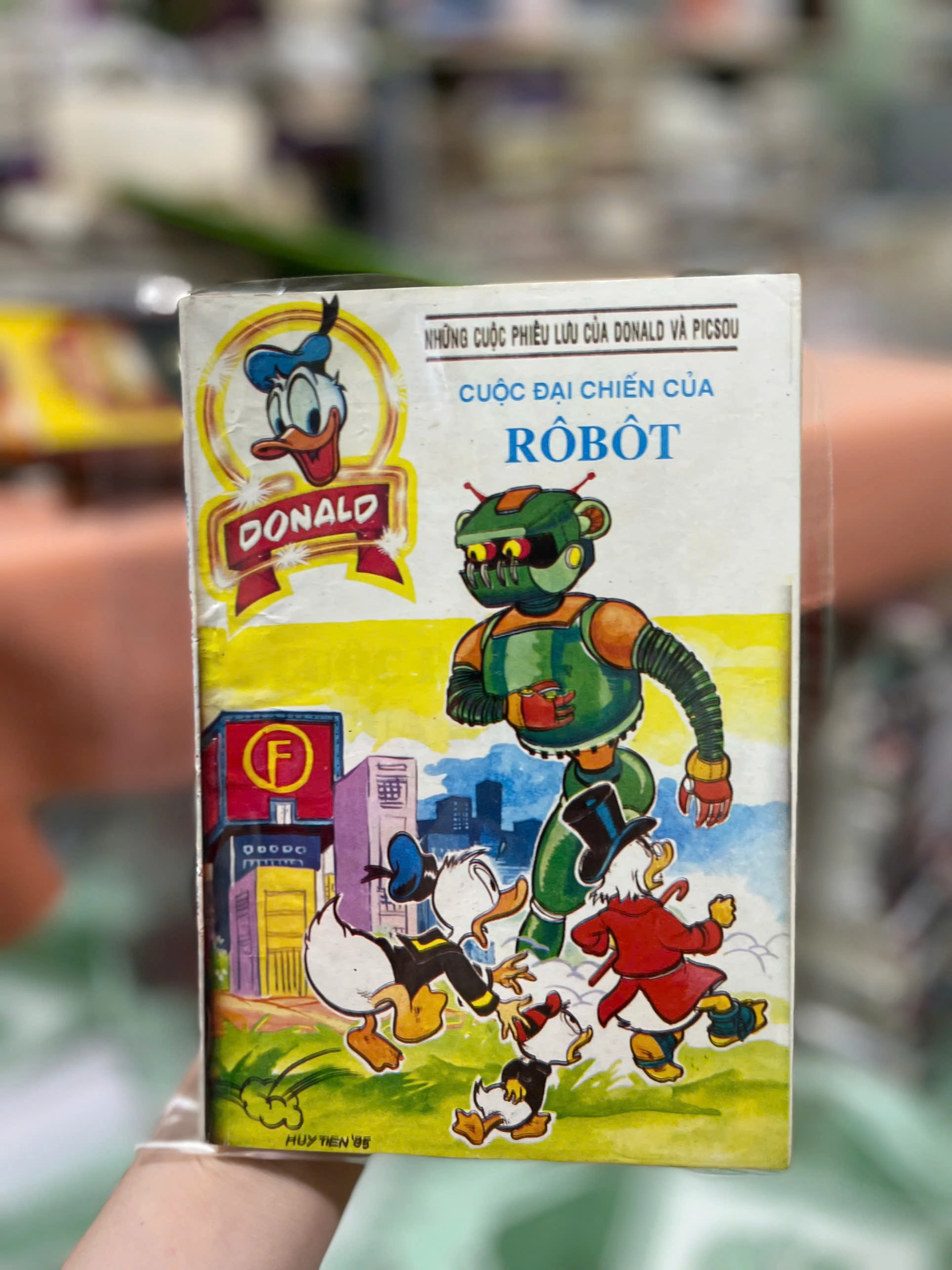 Những Cuộc Phiêu Lưu Của Donald và Picsou by  - Sách Book Cover - Ngọc Hiển Books