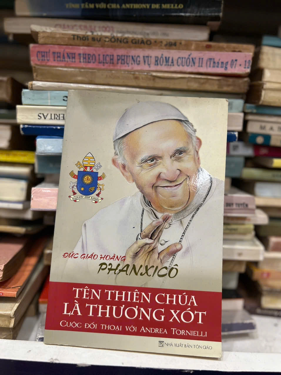 Tên Thiên Chúa là thương xót by  - Sách Book Cover - Ngọc Hiển Books