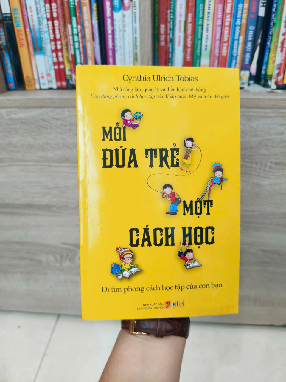 Mỗi Đứa Trẻ Một Cách Học by  - Sách Book Cover - Ngọc Hiển Books
