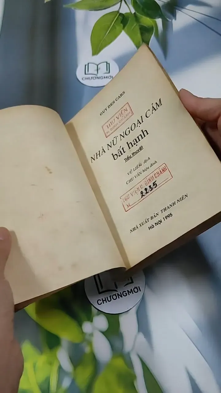 Nhà Nữ Ngoại Cảm Bất Hạnh - Guy Des Cars 713858