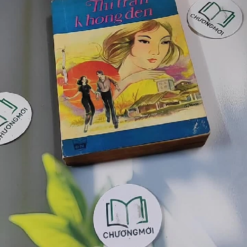 Thị Trấn Không Đèn - Trầm Hương