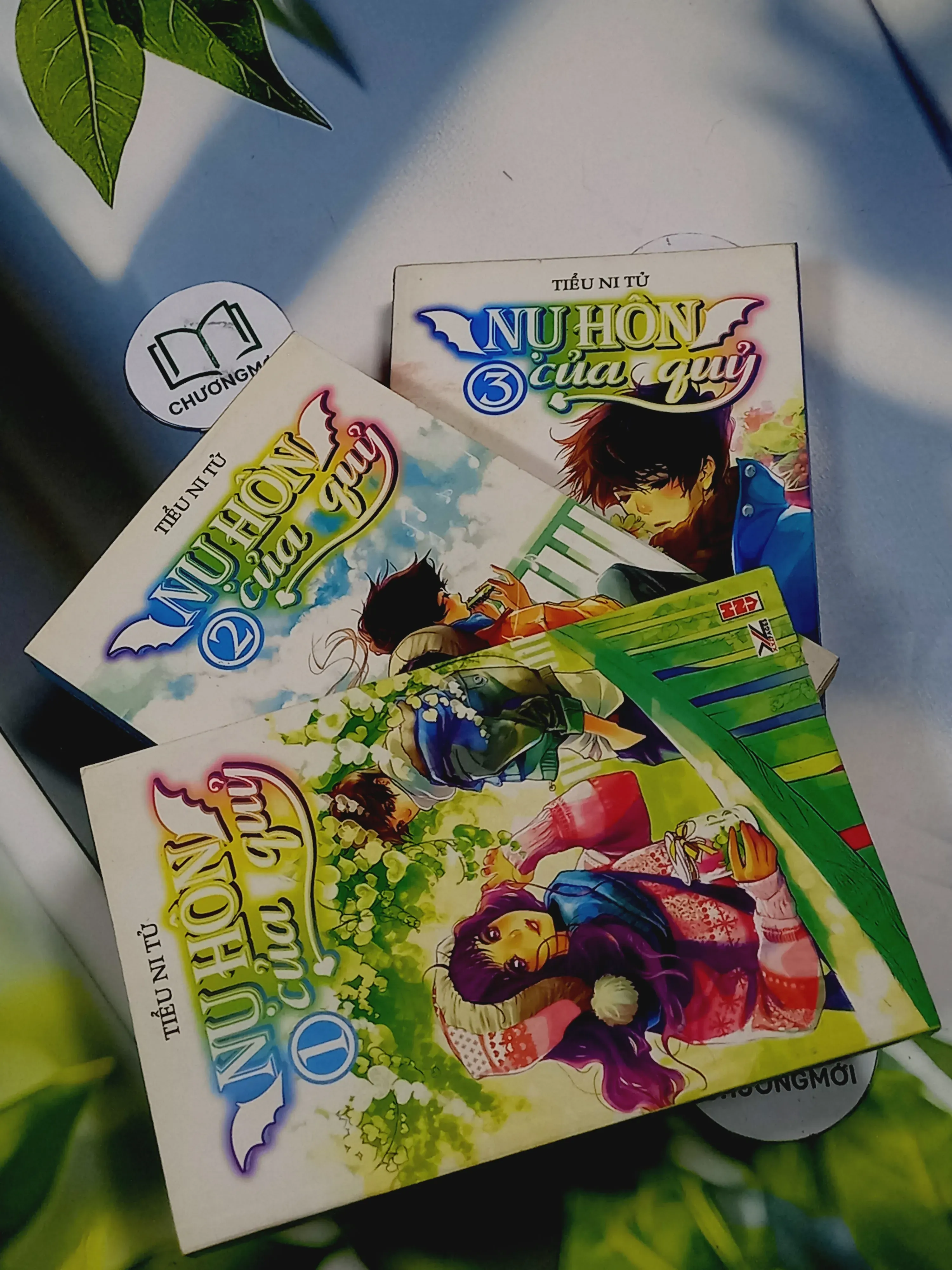 [MIỄN PHÍ BỌC SÁCH] Trọn bộ Nụ Hôn Của Quỷ (tập 1 + 2 + 3) - Tiểu Ni Tử