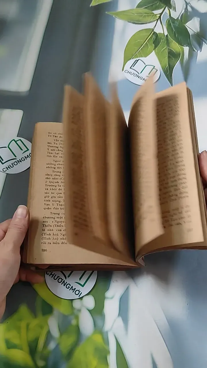 [MIỄN PHÍ BỌC SÁCH] [XƯA] Hoàng Sa - Trường Sa (1988) (Hoàng Sa - Trường Sa) 776068