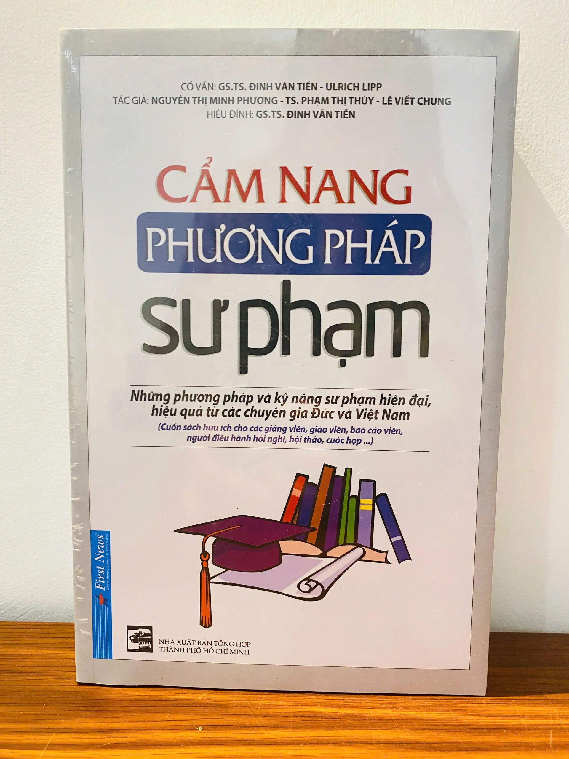 Cẩm Nang Phương Pháp Sư Phạm by  - Sách Book Cover - Ngọc Hiển Books