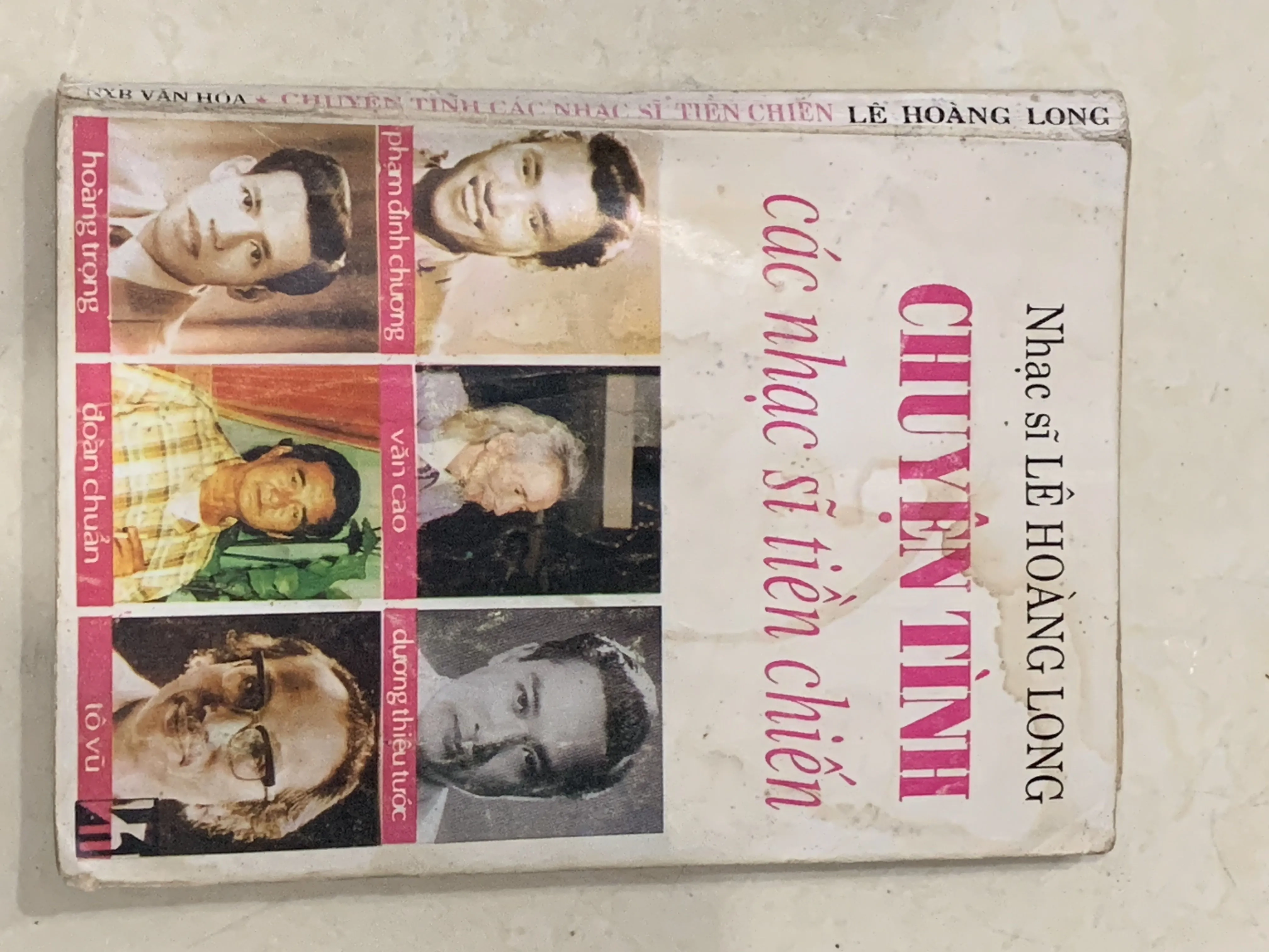 Chuyện tình các nhạc sĩ tiền chiến 🐟 by  - Sách Book Cover - Ngọc Hiển Books