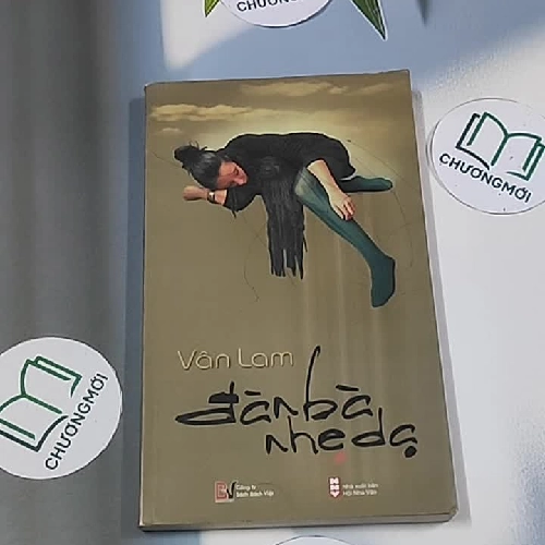 Đàn bà nhẹ dạ - Vân Lam