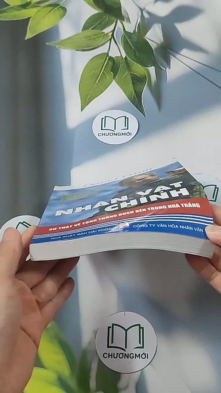 Nhân vật chính: Sự thật về Tổng thống Bush bên trong Nhà Trắng - David Frum 688540