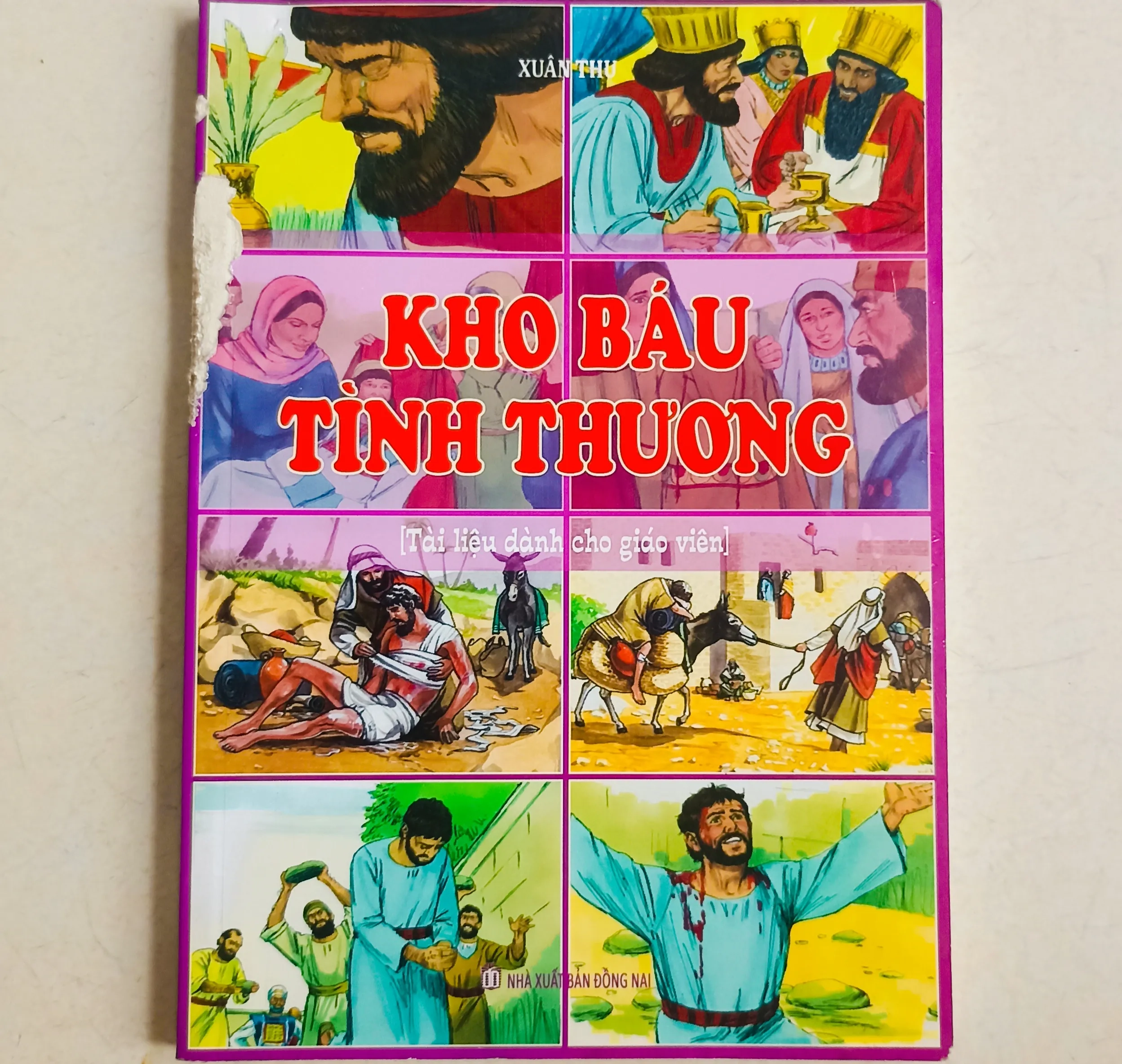 Kho báu tình thương by  - Sách Book Cover - Ngọc Hiển Books