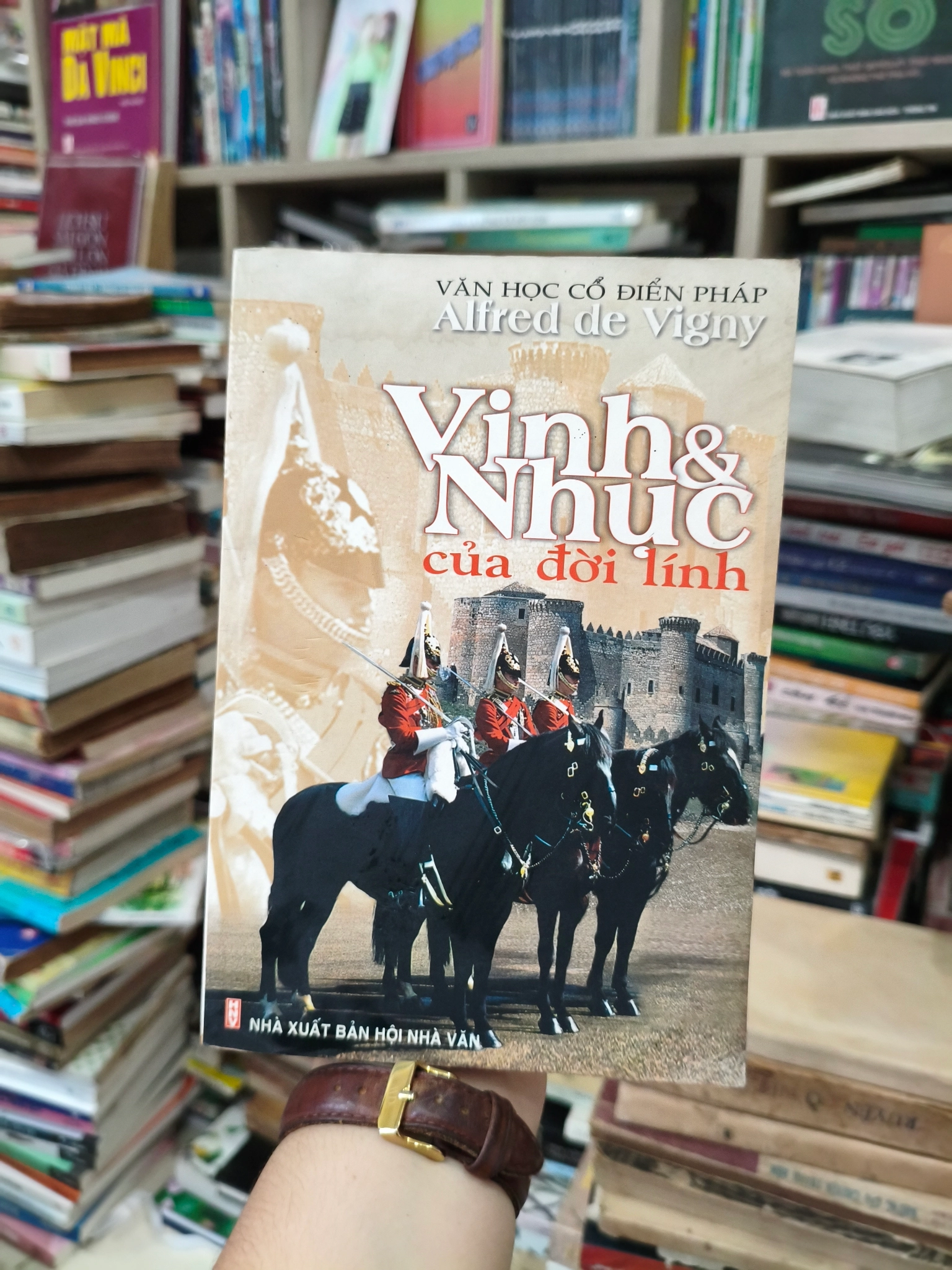 Vinh và nhục của đời lính 🌱 by  - Sách Book Cover - Ngọc Hiển Books