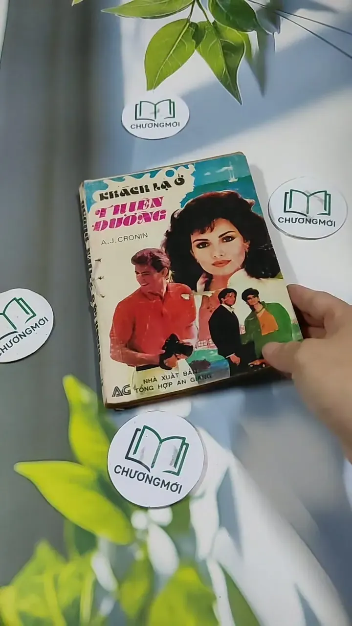 Khách Lạ Ở Thiên Đường - A.J. Cronin 713878