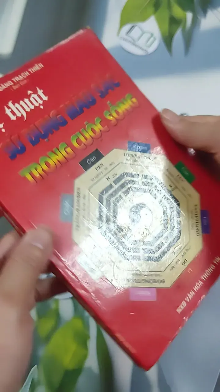 [XƯA] Nghệ Thuật Sử Dụng Màu Sắc Trong Cuộc Sống (1999) - Đào Đăng Trạch Thiên 776167