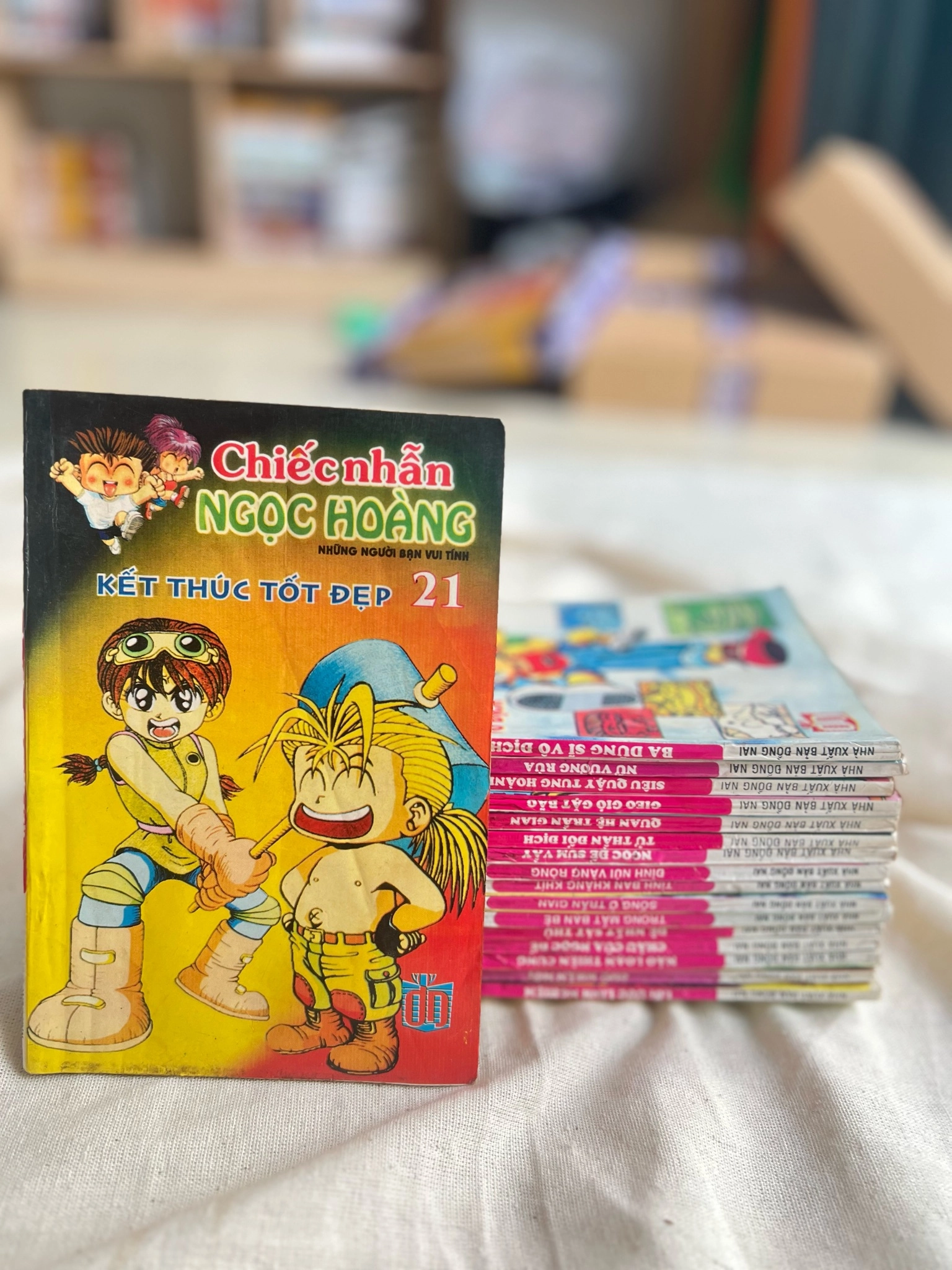 17 cuốn chiếc nhẫn Ngọc Hoàng từ tập 5-21 - Truyện 9x by  - Sách Book Cover - Ngọc Hiển Books