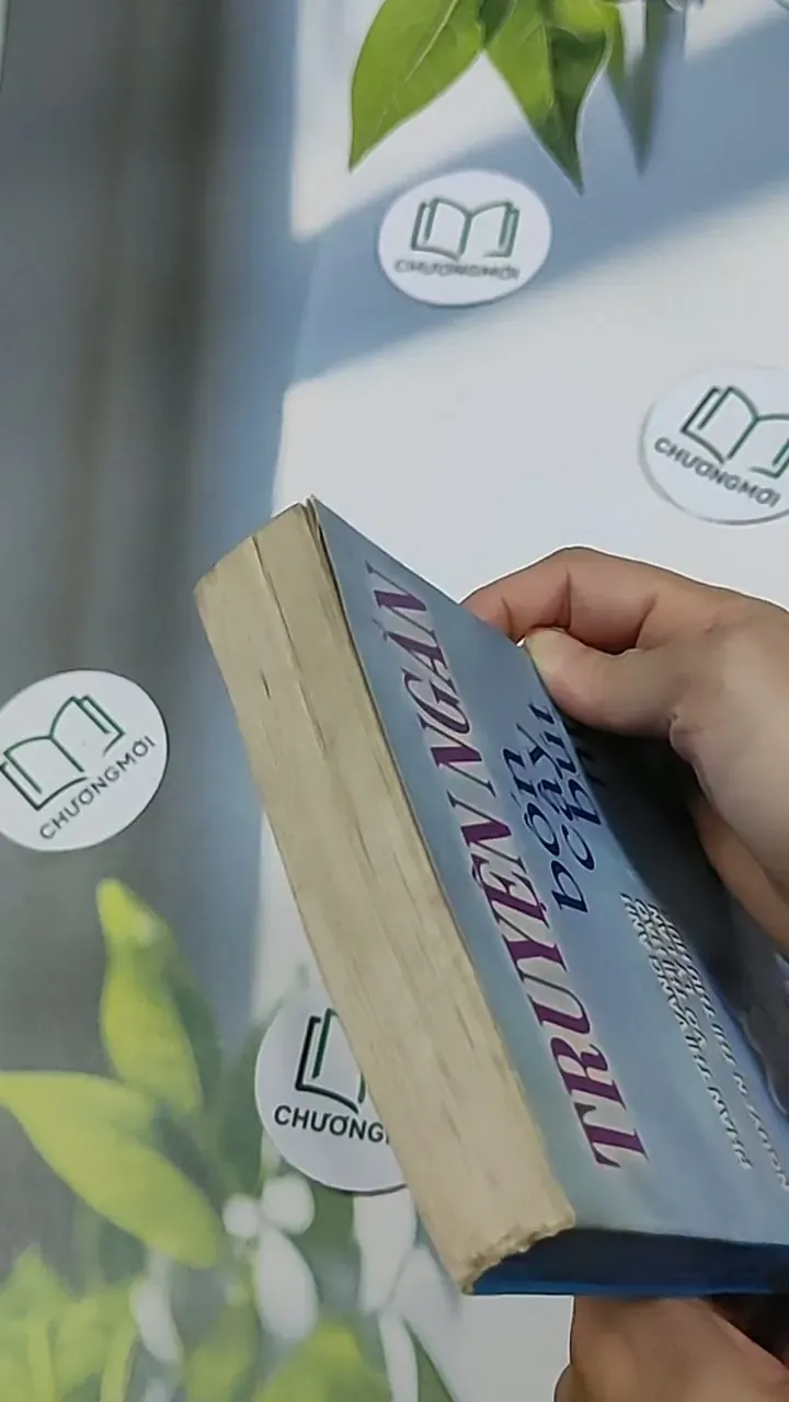 Truyện ngắn bốn cây bút nữ 698635