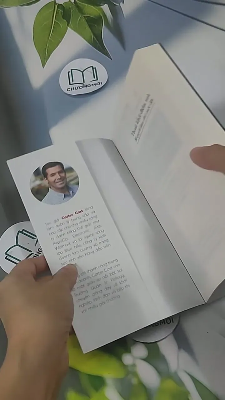 [MIỄN PHÍ BỌC SÁCH] Thoát Khỏi Điểm Mù - Carter Cast 705571