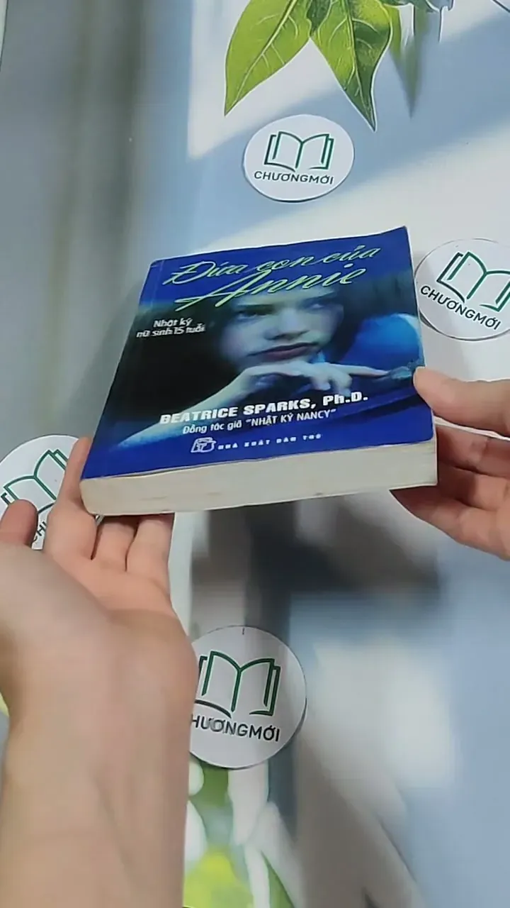 Đứa con của Annie: Nhật ký nữ sinh 15 tuổi - Patricia Spacks 698631