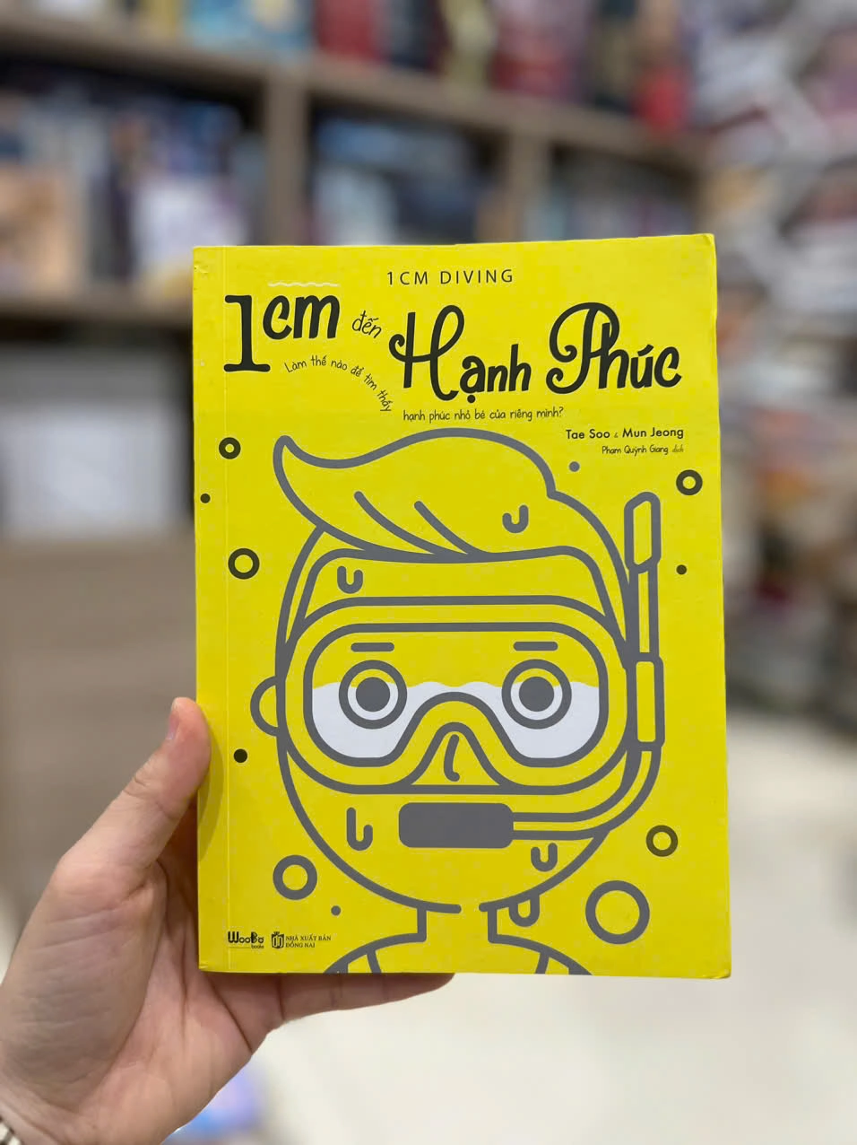 1cm Đến Hạnh Phúc - 1cm Diving by  - Sách Book Cover - Ngọc Hiển Books