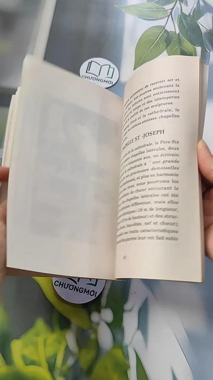 [MIỄN PHÍ BỌC SÁCH] [XƯA] Song ngữ Évêché de Phat Diem (Phat Diem Bishop's House) (1995) 754429