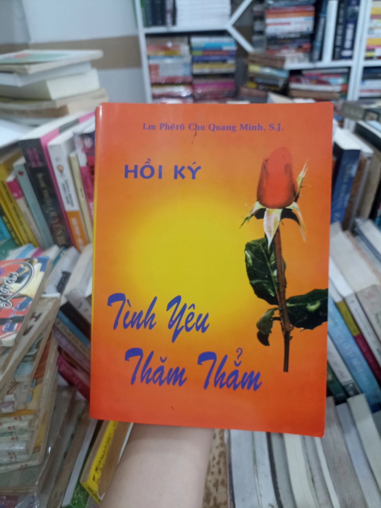 Hồi ký tình yêu thăm thẳm 🌻 by  - Sách Book Cover - Ngọc Hiển Books